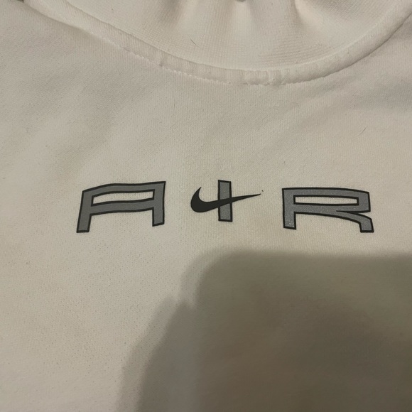 Cropped Nike sweatshirt! - Picture 4 of 6